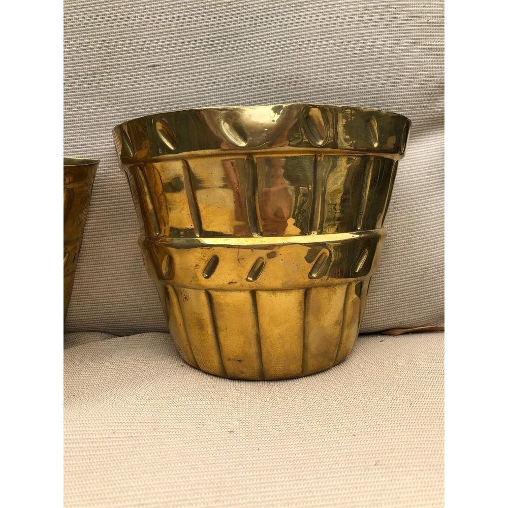 Vintage Wall Pocket Pair Raymor Bucket Shape Tradition by Raymor India Metalware - Picture 3 of 10